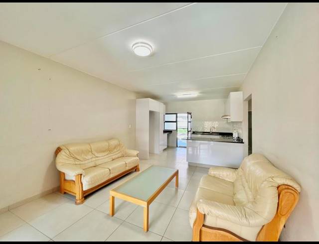 3 BEDROOM APARTMENT FOR SALE IN BARTLETT